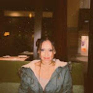 Meet your Posher, Luz